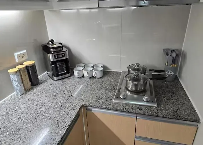 Apartment Modern Comfort & Snap Worthy With Pool, Gym & *